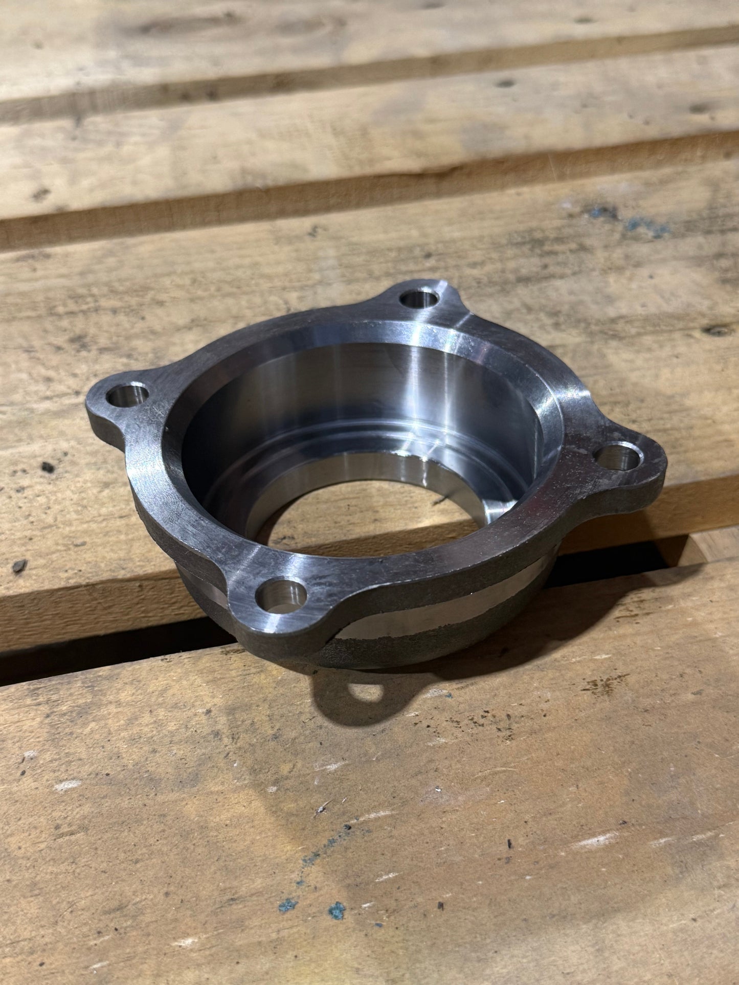 Hilux Rear Axle Bearing Housing