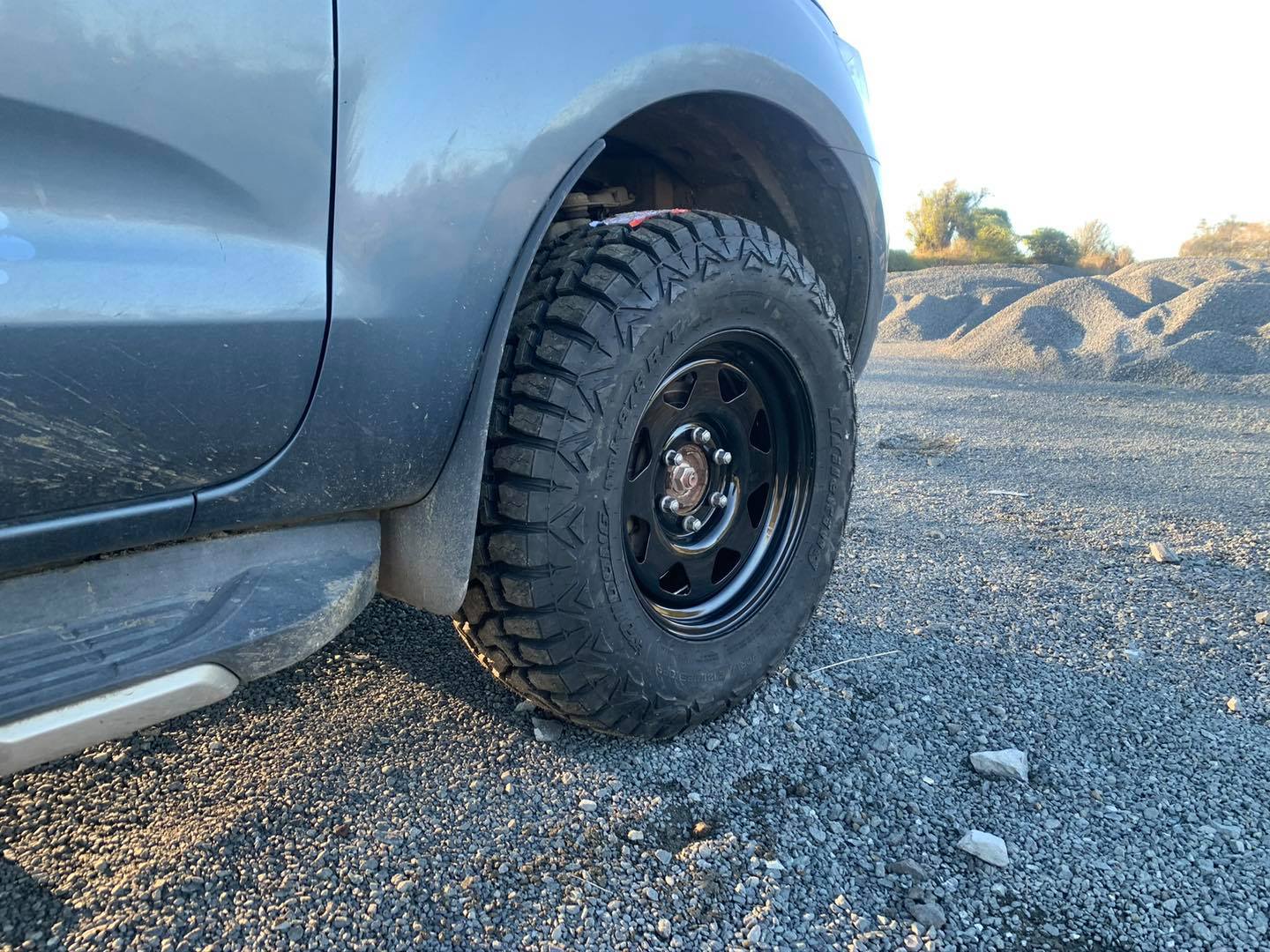 17" 4x4 Tyre and Rim Combo